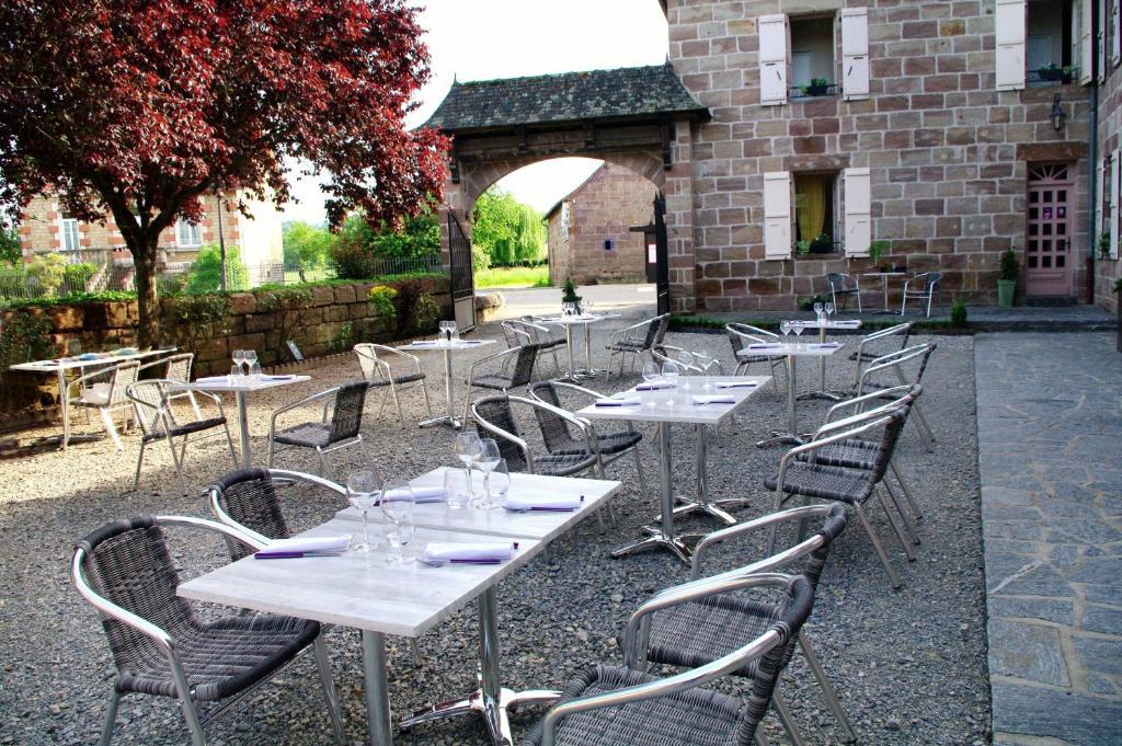 Hotel Restaurant Le St Julien 바레츠 외부 사진